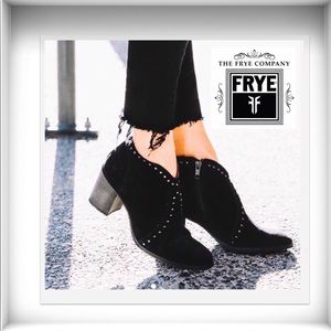 🔥🔥🔥FRYE ITALIAN SUEDE NORA STUD RIVETS ZIP SHORT BOOTS SIZE 9 👢👢NIB!